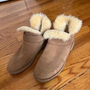 Ugg McKay Water Resistant Bootie - 8